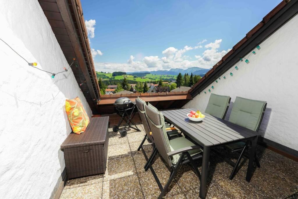 - Modernes Zuhause Mit Allgaeu Aussicht Apartment